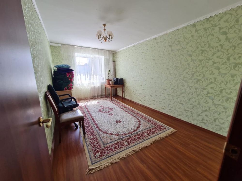 Продам 3 комнатную Центр