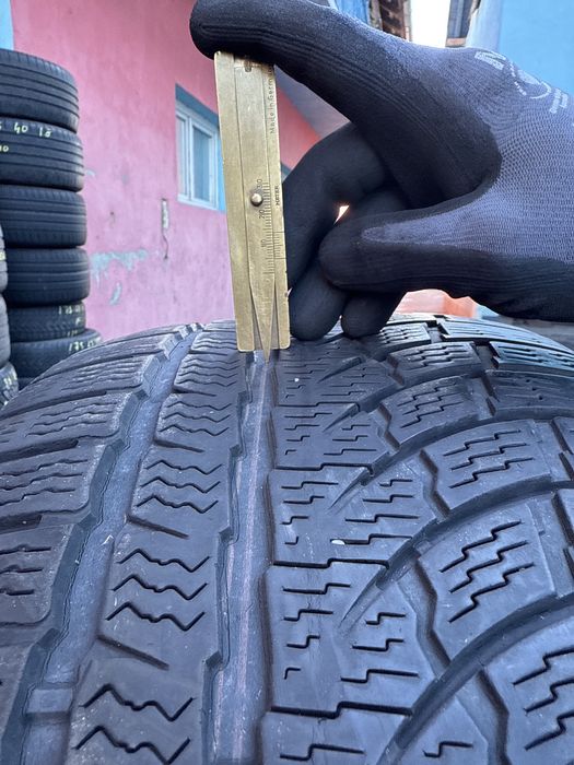 235-40-19 iarna nokian