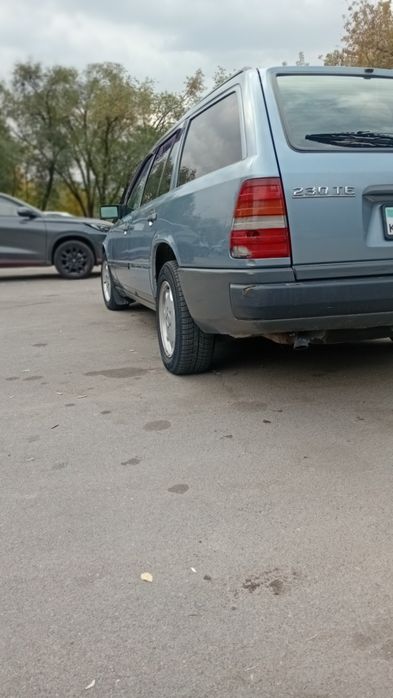 Мерседес 124, универсал