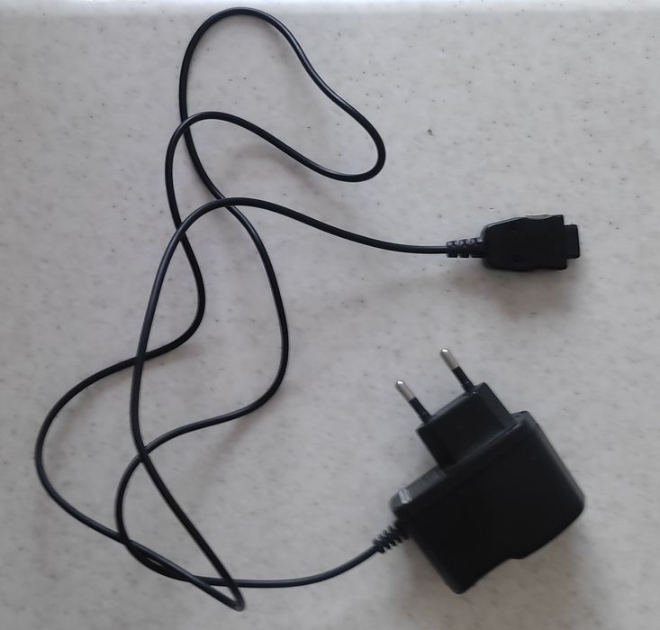 Зарядка для старых  кнопочных телефонов