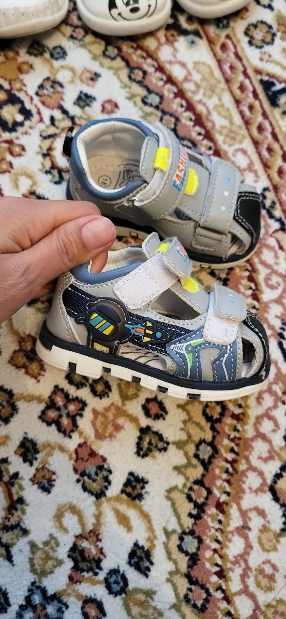 Детская обувь на мальчика
