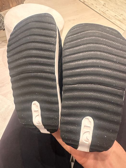 Продавам детски маратонки Nike Air Max Dawn 7C 13 cm, EUR 23.5