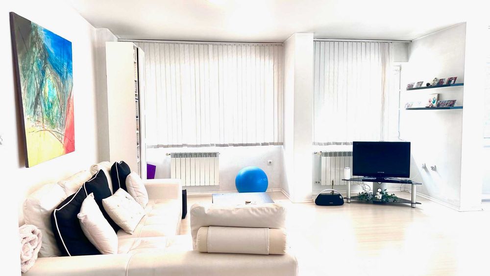 Продава се Тристаен апартамент в София, Иван Вазов - 98 кв.м за 5256 €/кв.м - Снимка #2