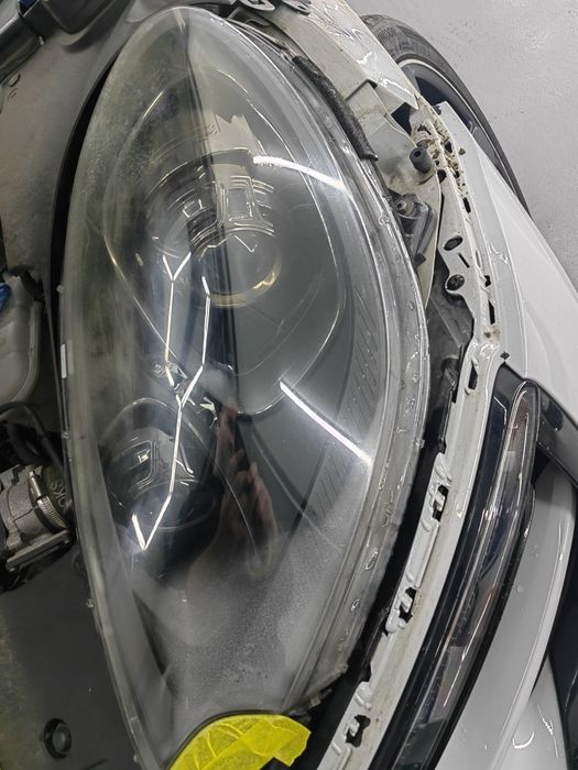 Polish faruri și folie de protecție