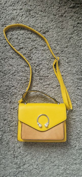 Дамска малка чантичка