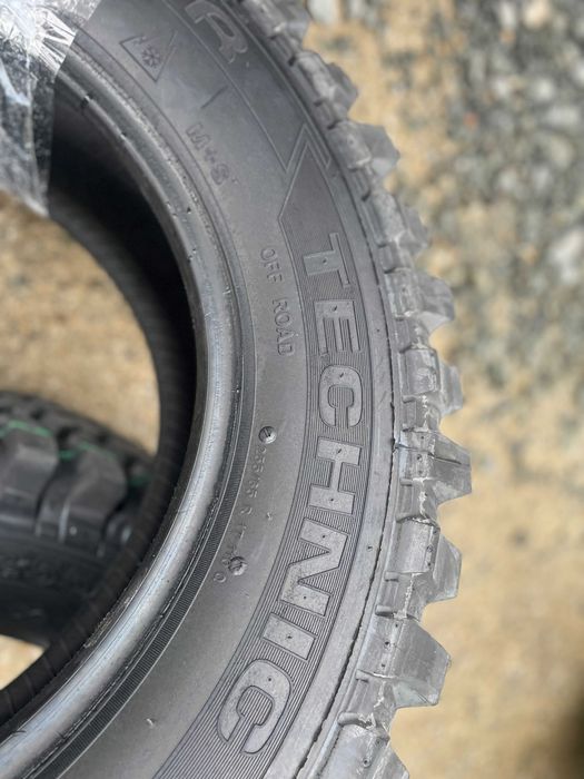 255 65 17 110Q Technic Traker  Anvelope Off road