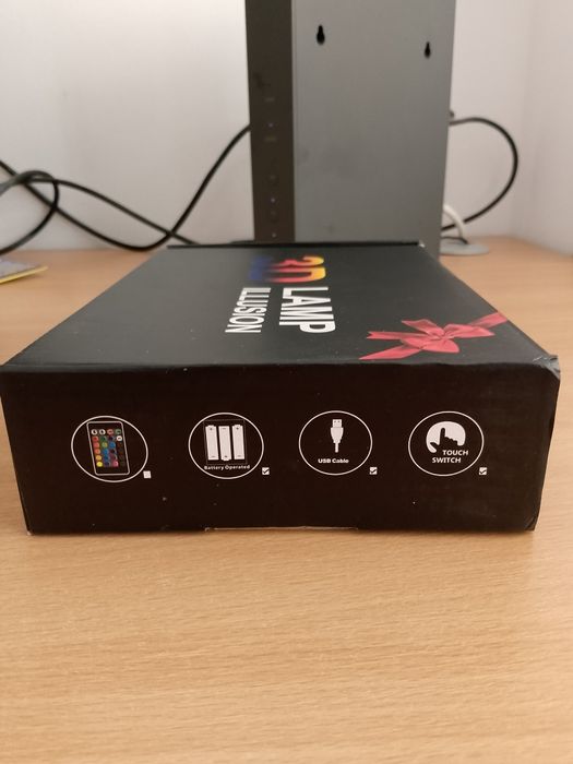 NOUA Lampa 3D cu telecomandă, model mașină sport