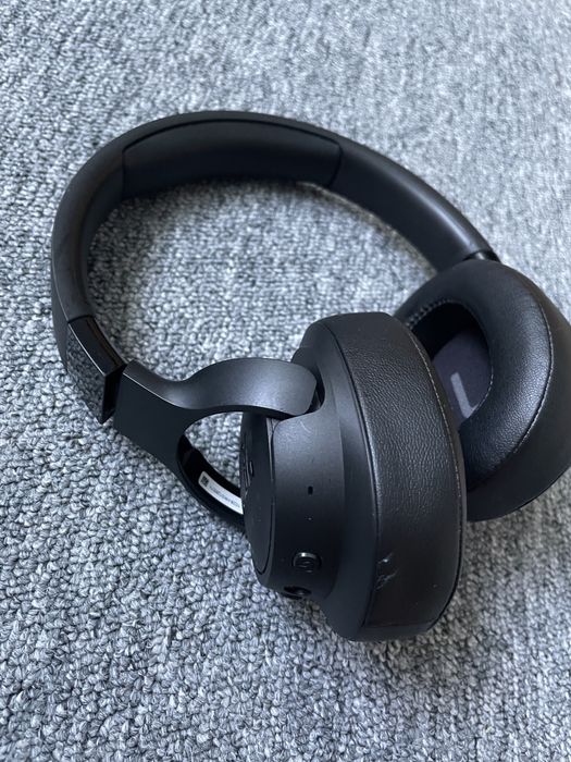 Casti audio Bluetooth JBL Tune 700 Black, Over The Ear, Wireless
