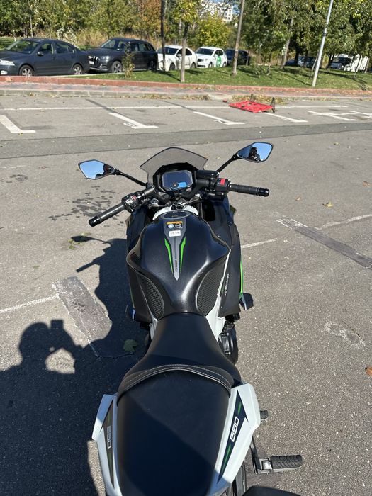 Kawasaki ninja EX650M