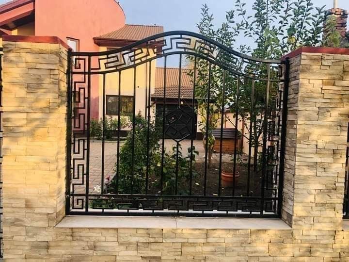 Confecții metalice.