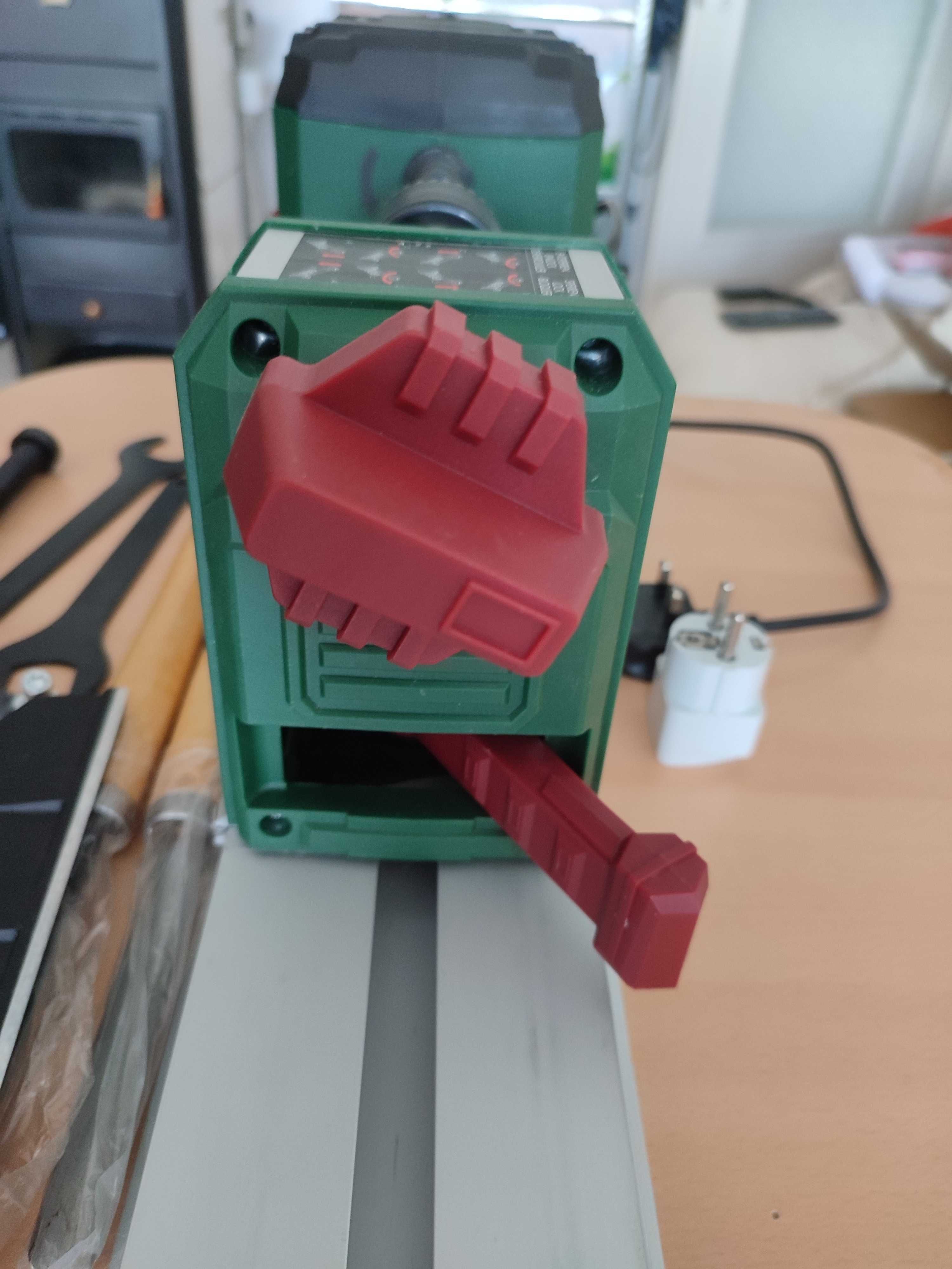 Продавам струг за дърво PARKSIDE PDM600B2