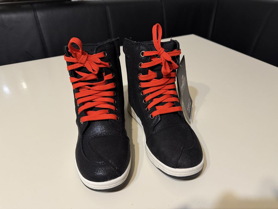 Ghete moto IronJias , marimea 40 , NOU