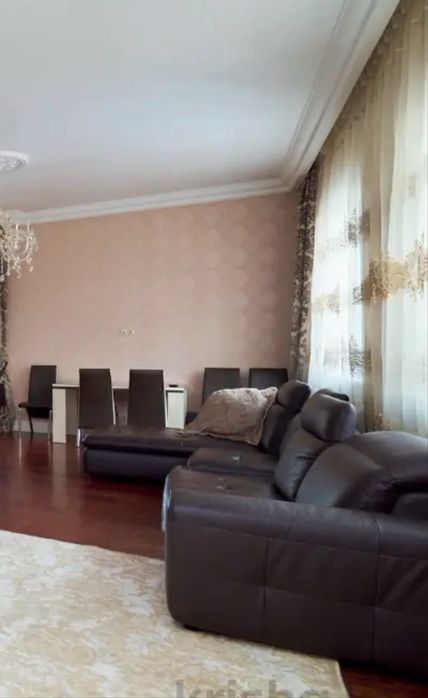 продам угловой кожаный диван, состояние идеал