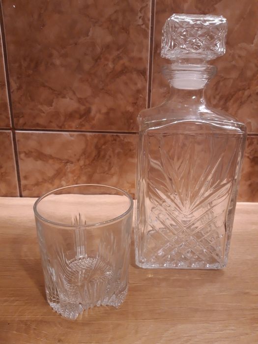 Set farfurii sticla desert