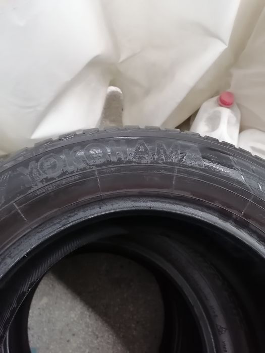 Anvelope în stare buna  iarna 215/60/16 dot 2019 și 3 jante tabla