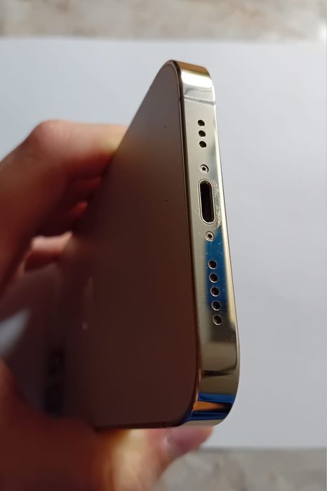 IPhone 12 pro 256 gb, Gold- Cu husă și folie