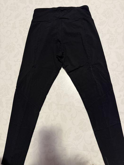 Черен клин Oysho