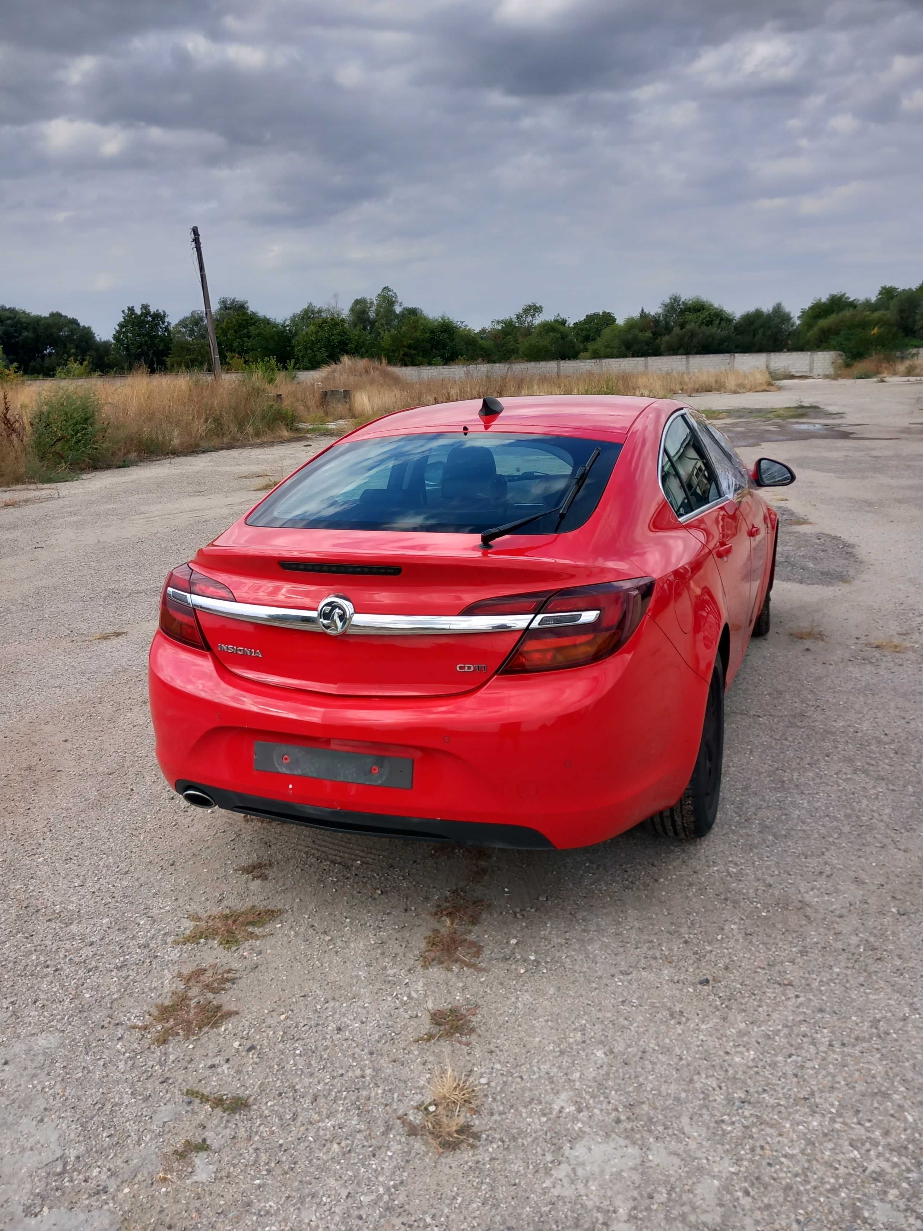 Опел Инсигния A Фейс 2,0 2016/Opel Insignia A 2,0 CDTI red на части