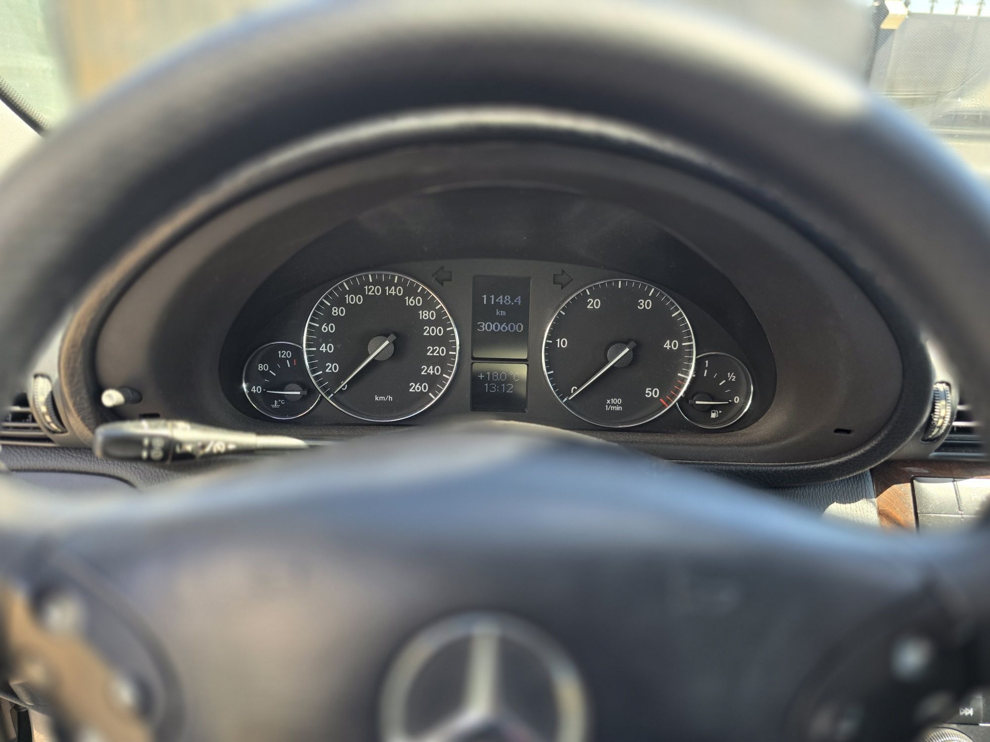 Mercedes c class w203