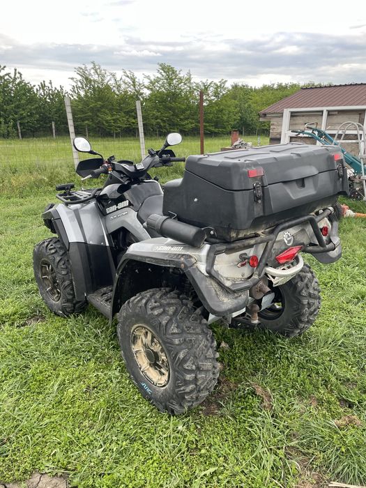 Can am outlander 800R