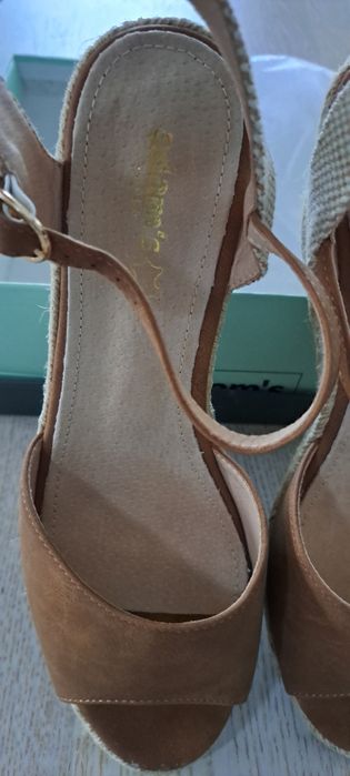 Sandale din piele interior-exterior cu platforma