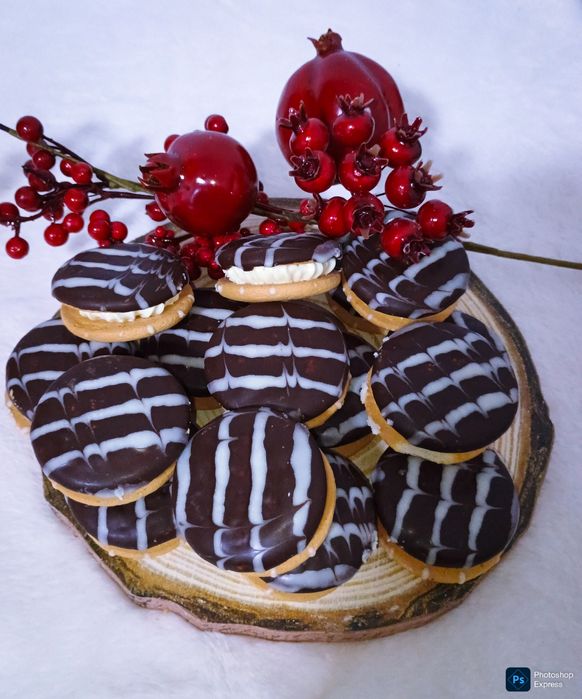 Prăjituri,dulciuri și jucării- livrare la domiciliu