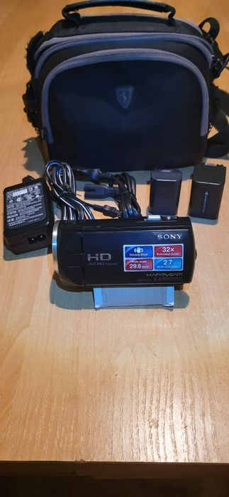 Видеокамера продаётся