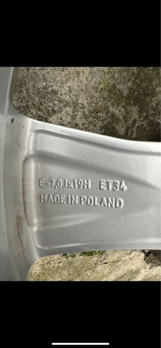 Jante Audi Q5 Sq5 Q7 Sq7 Q3 Q8 cu cauc 235/55/R19 Pirelli dot 2021