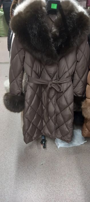 Haina din găsi cu blana mărimi M-Xxl