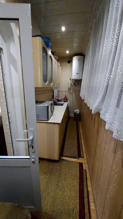 Сдается 1ко переделаная в 2 х в районе Вокзала ориентир"Киви"магазин.