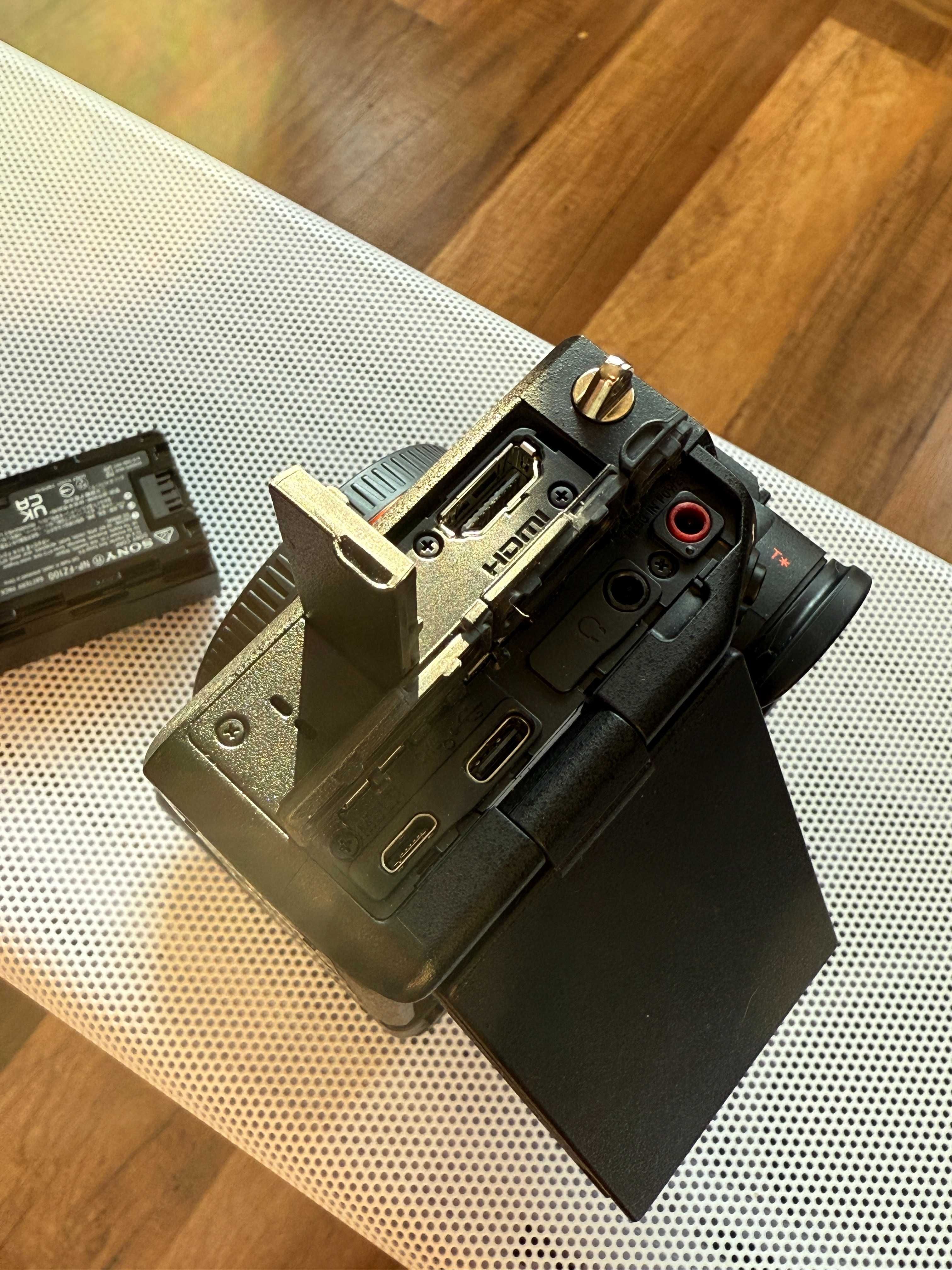 Фотоапарат Sony A7 IV - 1г. 6м. гаранция; 23 хил. кадъра