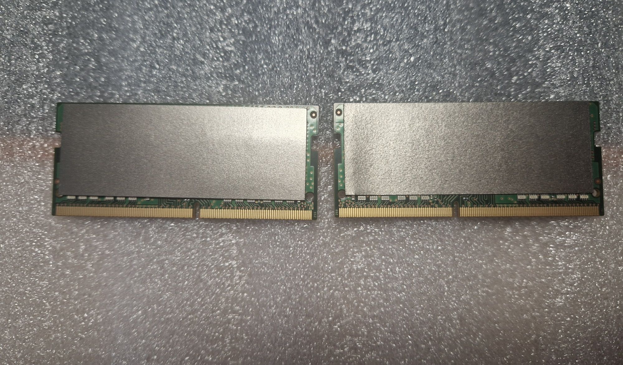 Оперативная память Samsung M471A1G44AB0-CWE (2x 8GB)