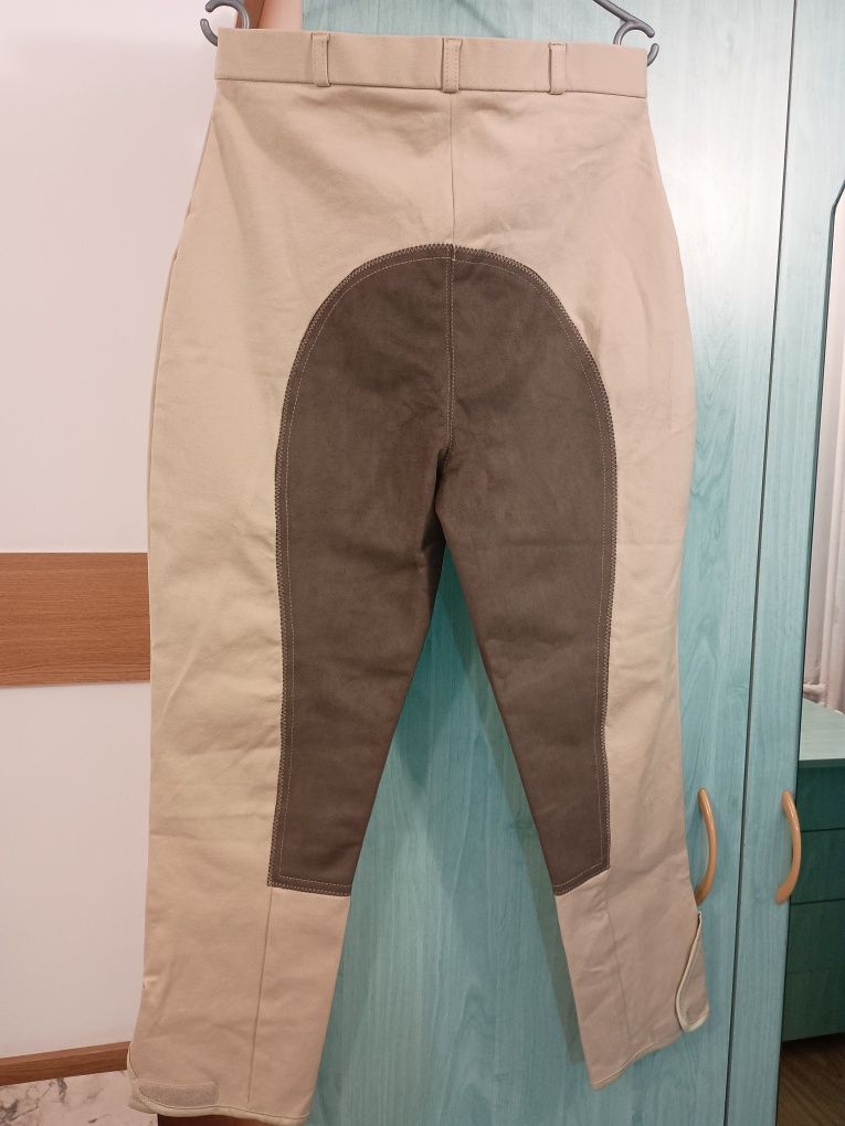 Pantaloni echitație