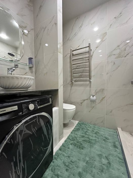 Продаётся квартира Н Оне Ор-р 1 нотариус 4 комнатная