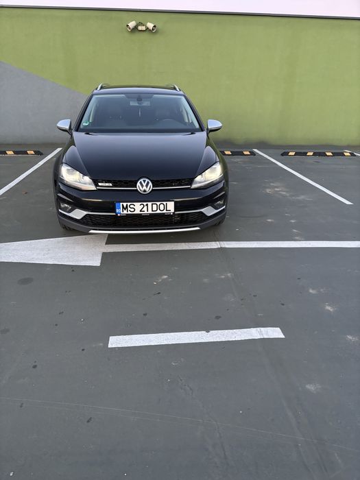 Volkswagen Golf VII Alltrack