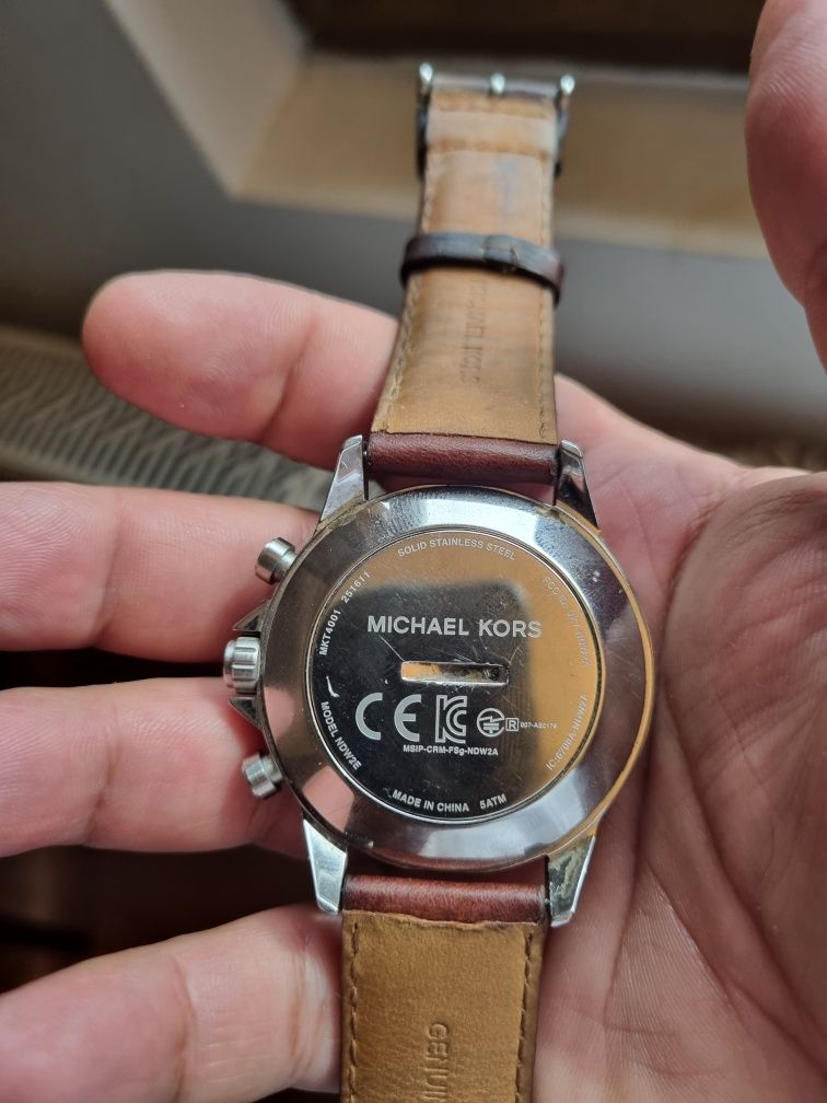 Ceas Hybrid Michael Kors impecabil