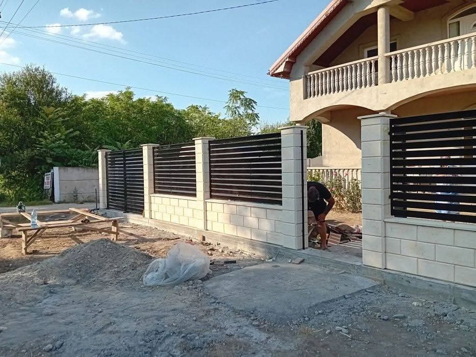 Vand garduri și porți