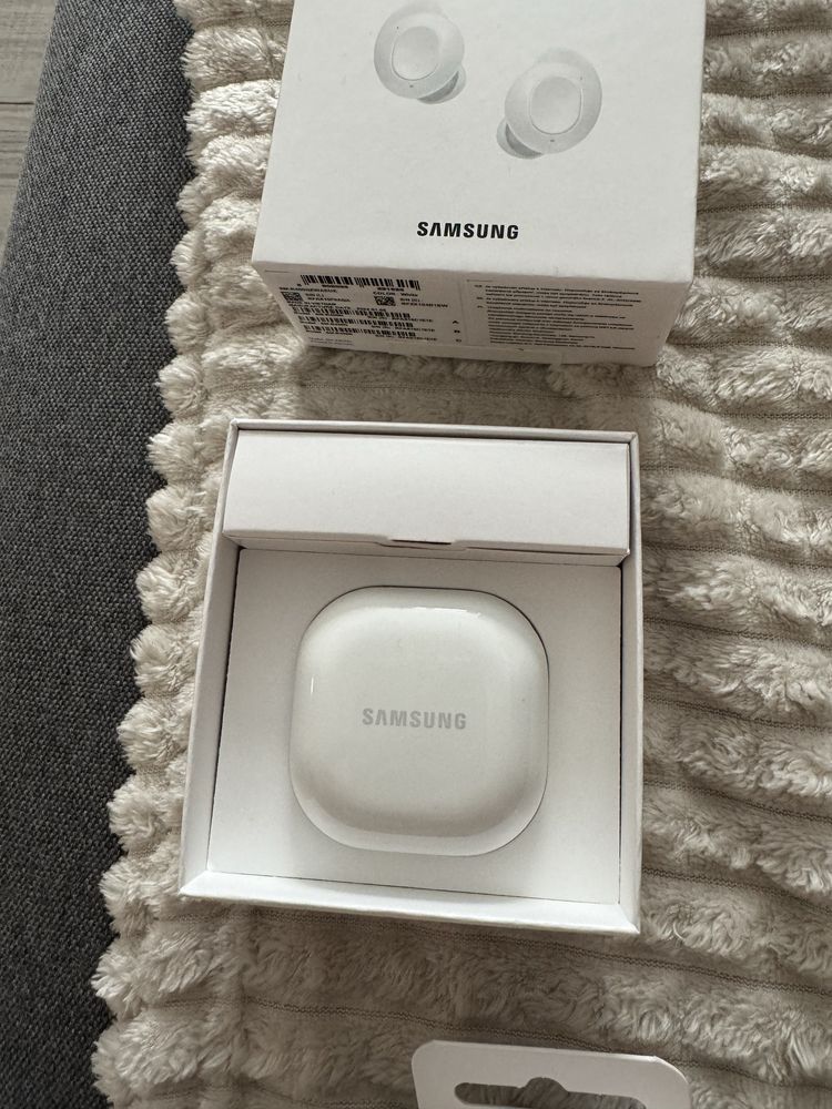 Samsung Galaxy Buds FE, White+Incarcator Samsung, 25W + GARANTIE 2 ANI