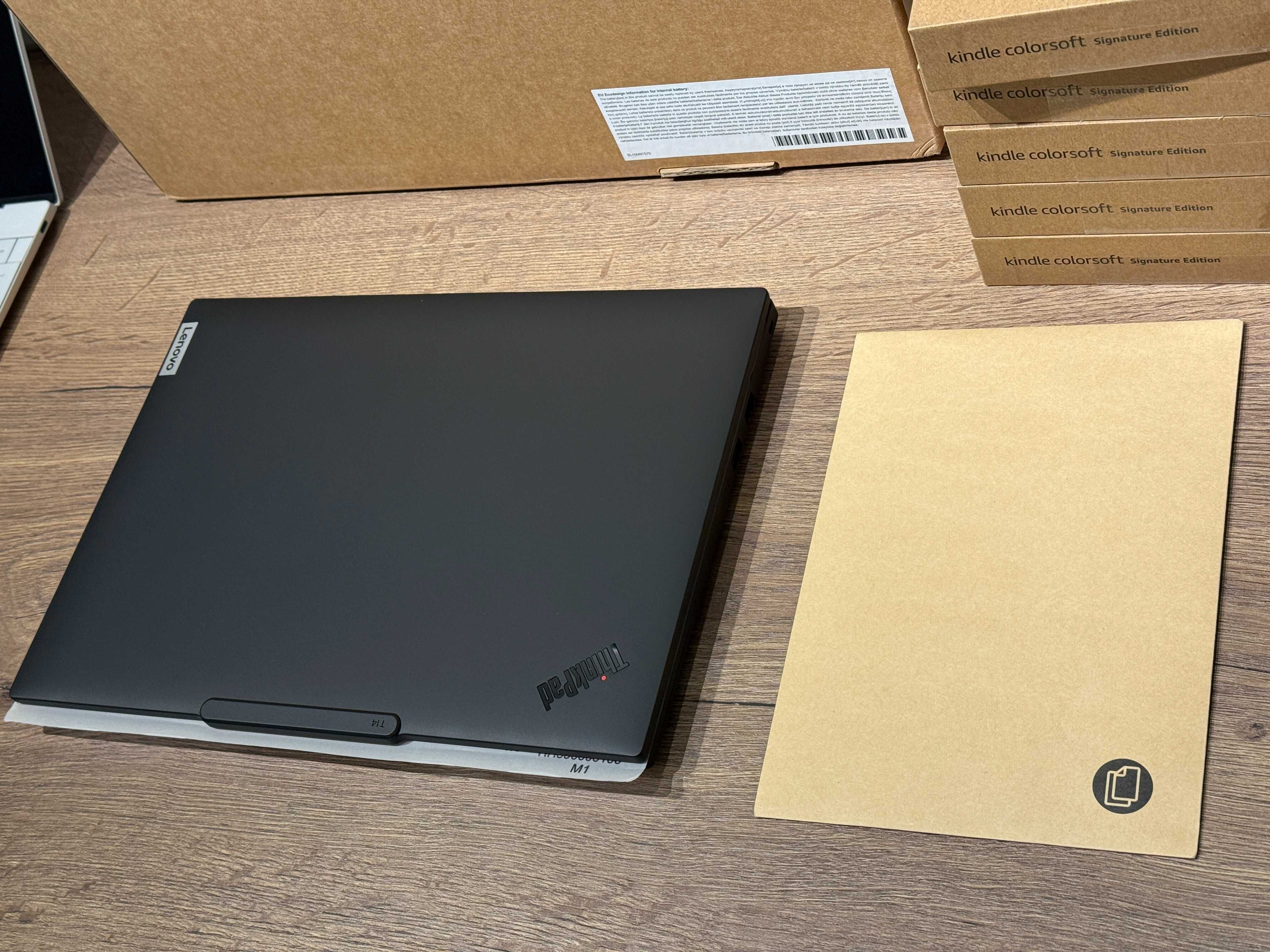 Lenovo ThinkPad T14 Gen 5 14-inch AMD Ryzen 5 PRO 8540HS 32GB Ram 1TB