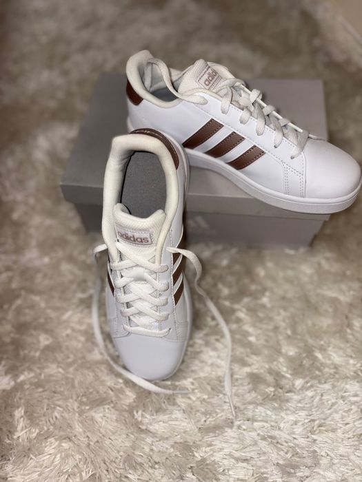 Спортни обувки Adidas