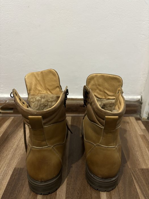 Ghete din piele naturală