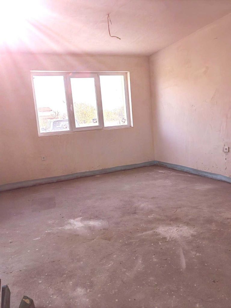 Продава се Двустаен апартамент в Пловдив, Коматевски възел - 65 кв.м за 1354 €/кв.м - Снимка #7