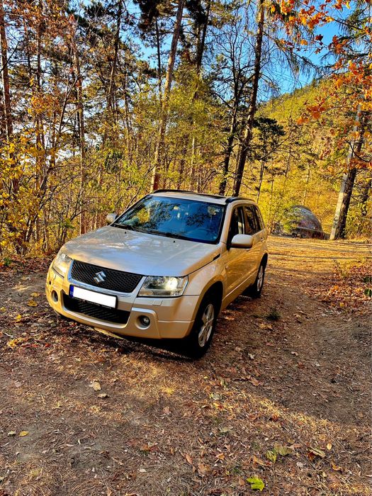 Suzuki Grand Vitara 2  -Full Option-