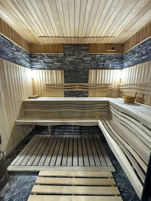 Дача с зимним бассейном и компьютером