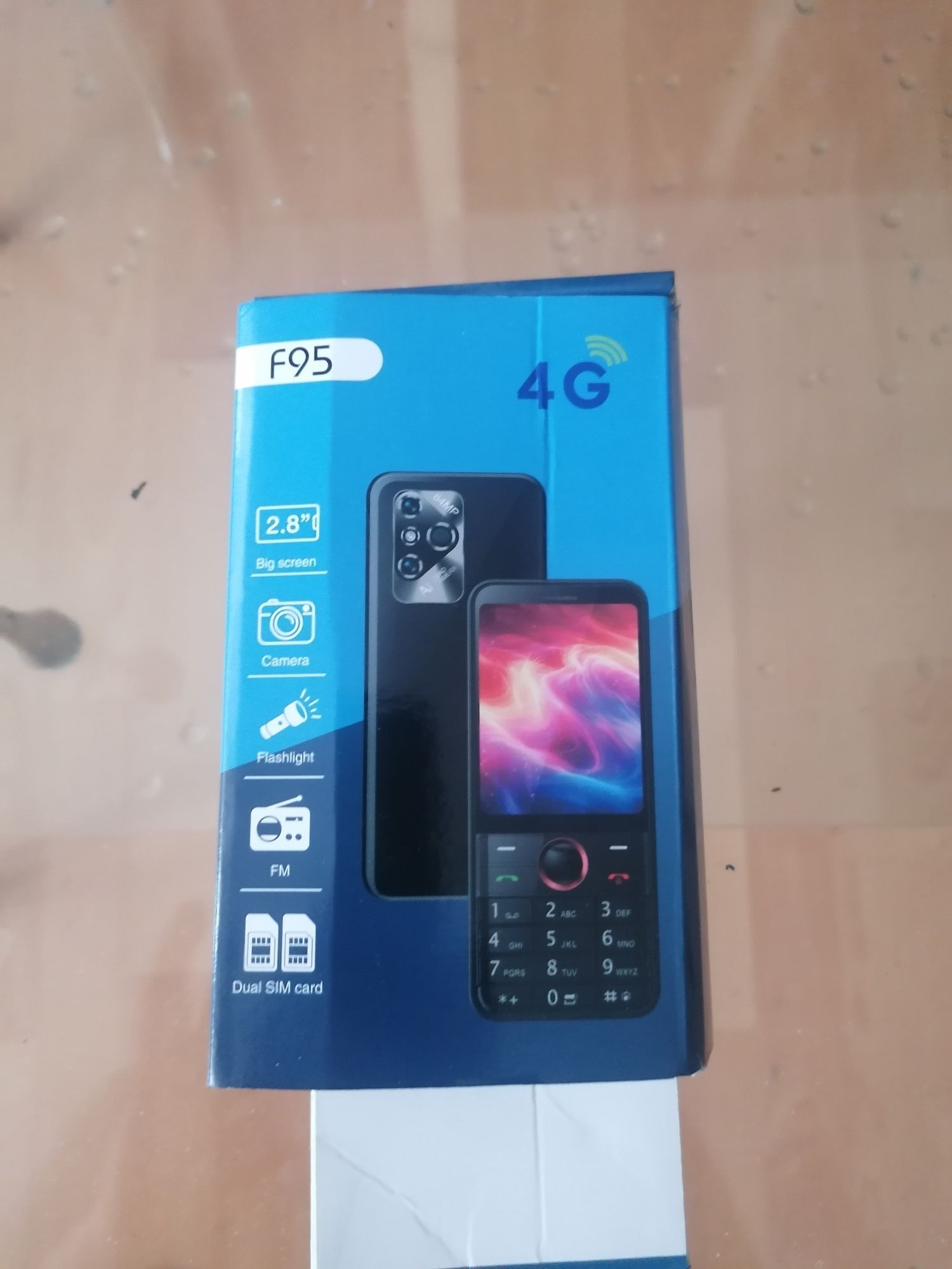 Telefon cu butoane