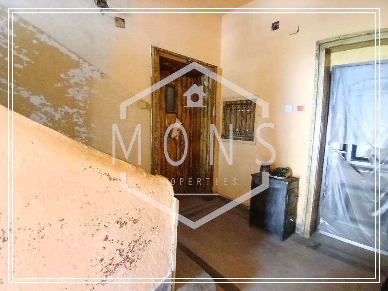 Продава се Тристаен апартамент в Горна Оряховица - 71 кв.м за 562 €/кв.м - Снимка #3