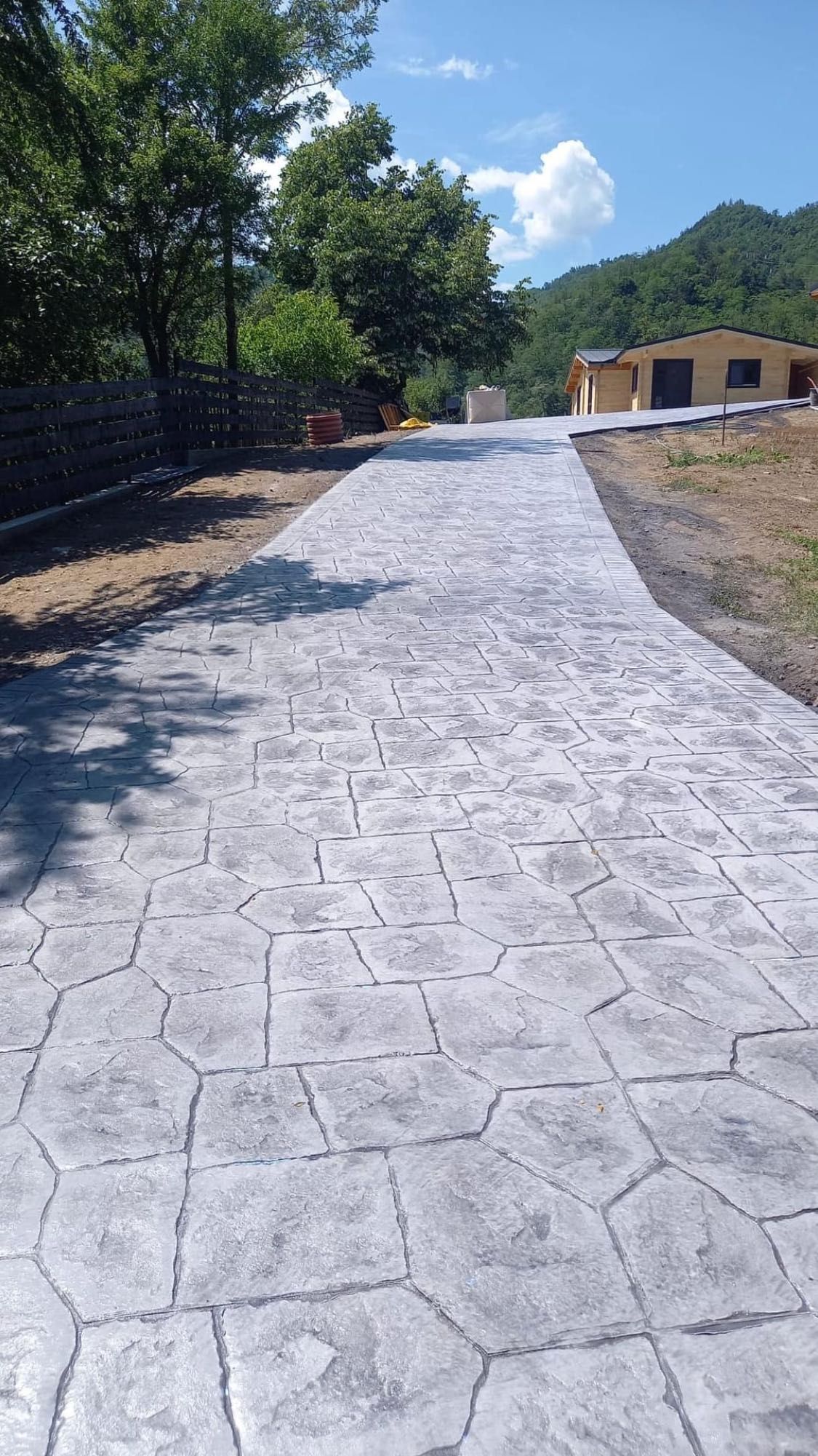 Beton amprentat Olt