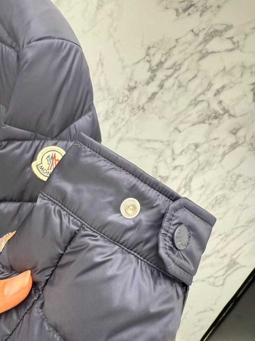 Geaca Moncler Tenebres cu puf barbati