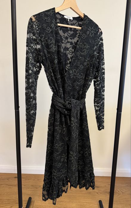 GANNI дантелена рокля