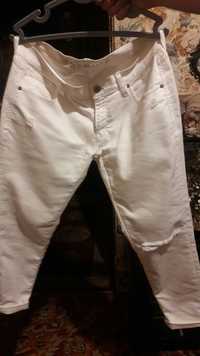 Продам белые джинсы